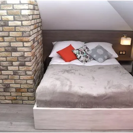 Lodge Dzierlatka Chlapowo *